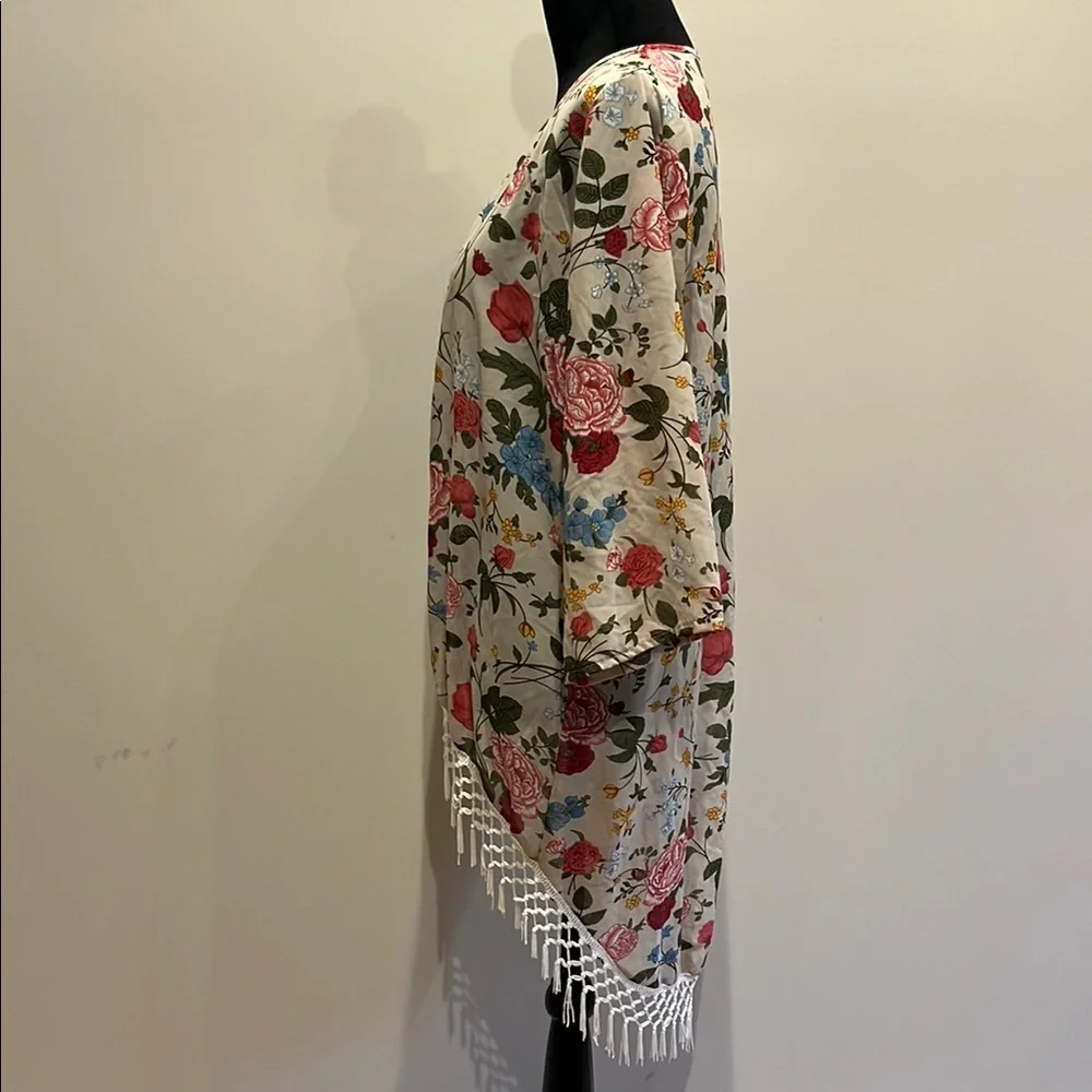 Johnny Was Floral Kimono with Fringe - Picture 6 of 9